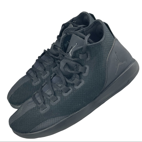 Jordan Other - Nike Air Jordan Reveal trainers 8341064-920 Size 9.5